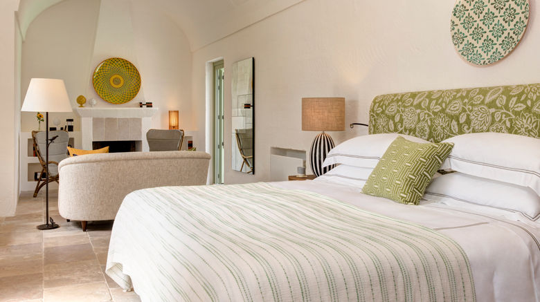 <b>Rocco Forte Masseria Torre Maizza Room</b>. Images powered by <a href="https://www.leonardoworldwide.com/" title="Leonardo Worldwide" target="_blank">Leonardo</a>.