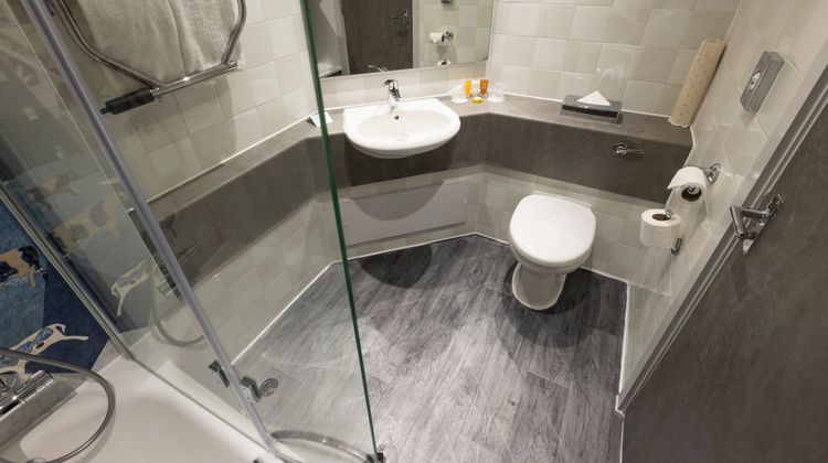 Holiday Inn Milton Keynes Room