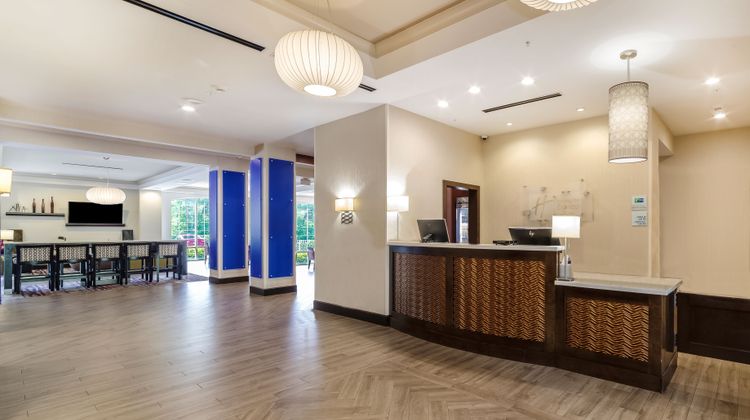 Holiday Inn Express & Suites Aiken Exterior