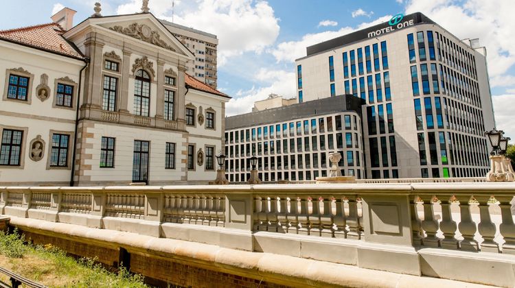 Motel One Warsaw Chopin Exterior