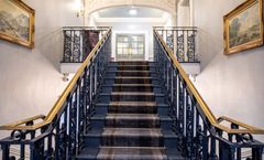 Arnos Manor Hotel