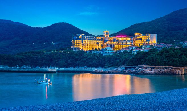 Crowne Plaza Zhoushan Seaview Exterior