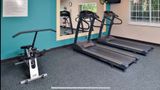 Red Roof PLUS+ & Suites Tampa Recreation