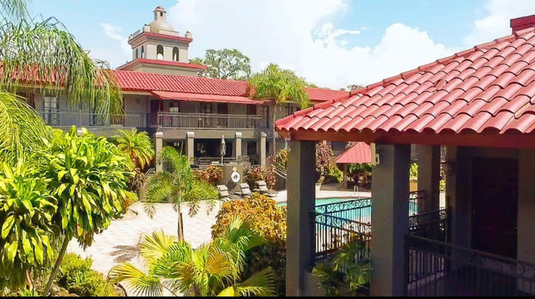 Red Roof PLUS+ Tampa - Busch Gardens Pool