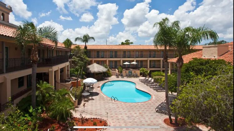 Red Roof PLUS+ Tampa - Busch Gardens Pool