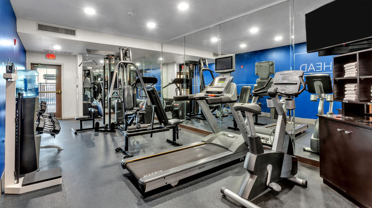 Holiday Inn Express & Suites Health Club