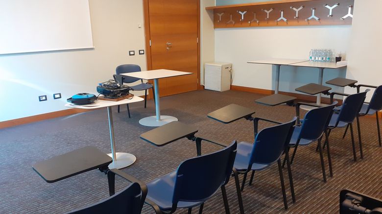 <b>Holiday Inn Express Milan-Malpensa Arpt Meeting</b>. Images powered by <a href="https://www.leonardoworldwide.com/" title="Leonardo Worldwide" target="_blank">Leonardo</a>.