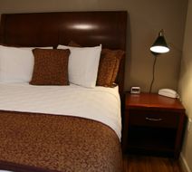 Affordable Suites Burlington Room