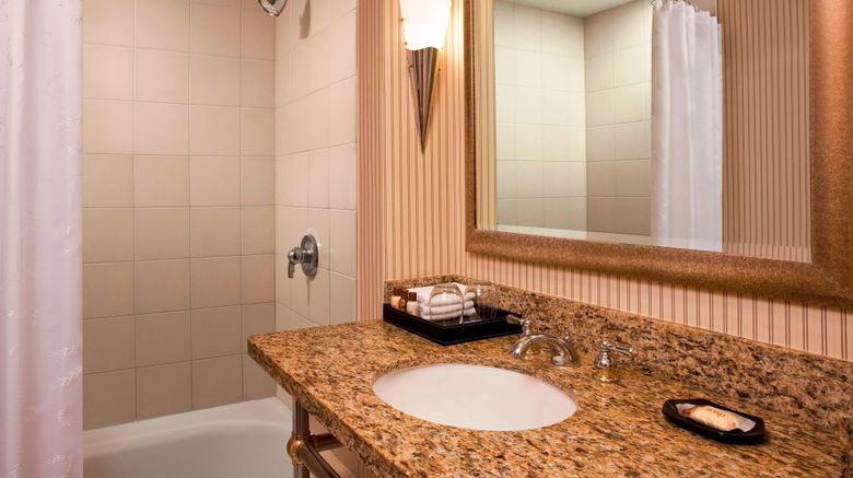<b>Sheraton Atlantic City Convention Center Room</b>. Images powered by <a href="https://www.leonardoworldwide.com/" title="Leonardo Worldwide" target="_blank">Leonardo</a>.