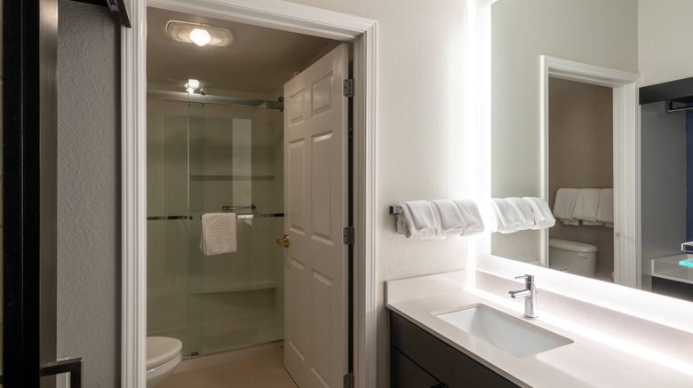 <b>Residence Inn Charleston Airport Room</b>. Images powered by <a href="https://www.leonardoworldwide.com/" title="Leonardo Worldwide" target="_blank">Leonardo</a>.