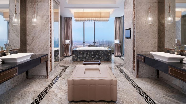 <b>Sheraton Qingdao Licang Hotel Room</b>. Images powered by <a href="https://www.leonardoworldwide.com/" title="Leonardo Worldwide" target="_blank">Leonardo</a>.