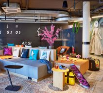 Moxy Karlsruhe Lobby
