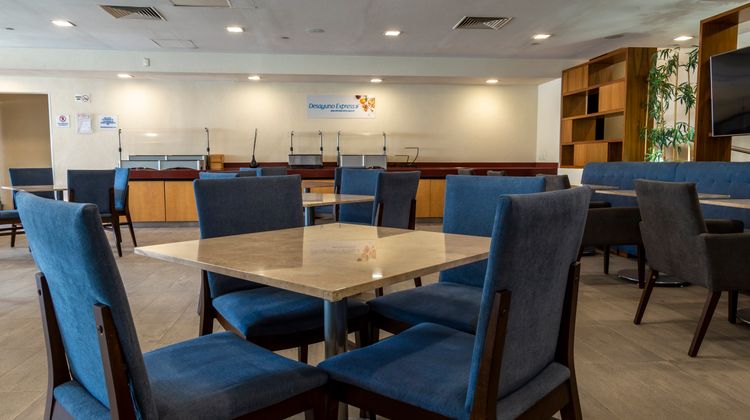 Holiday Inn Express Guadalajara Expo Restaurant