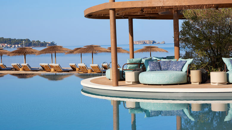 <b>Mandarin Oriental, Costa Navarino Pool</b>. Images powered by <a href="https://www.leonardoworldwide.com/" title="Leonardo Worldwide" target="_blank">Leonardo</a>.