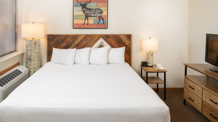 Timber Ridge Lodge & Waterpark Room