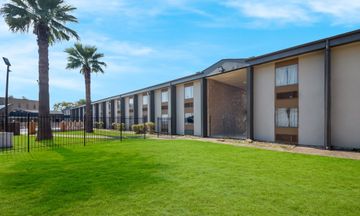 Scottish Inns & Suites Austin