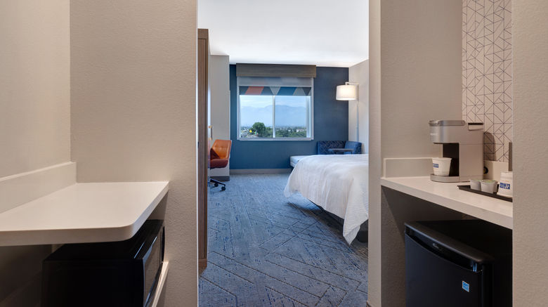 <b>Holiday Inn Express Ontario Chino Hills Room</b>. Images powered by <a href="https://www.leonardoworldwide.com/" title="Leonardo Worldwide" target="_blank">Leonardo</a>.