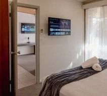 Mitchell on Main Motel & Apartments Room