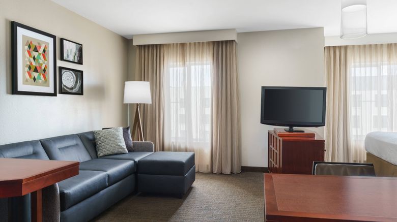 <b>Residence Inn Charleston North/Ashley Ph Room</b>. Images powered by <a href="https://www.leonardoworldwide.com/" title="Leonardo Worldwide" target="_blank">Leonardo</a>.