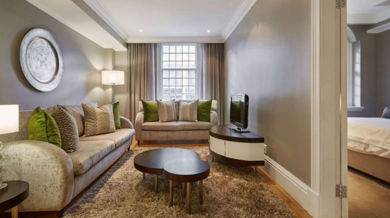<b>Mandela Rhodes Place Room</b>. Images powered by <a href="https://www.leonardoworldwide.com/" title="Leonardo Worldwide" target="_blank">Leonardo</a>.
