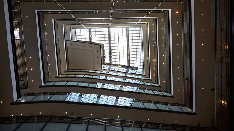 <b>Mandela Rhodes Place Lobby</b>. Images powered by <a href="https://www.leonardoworldwide.com/" title="Leonardo Worldwide" target="_blank">Leonardo</a>.