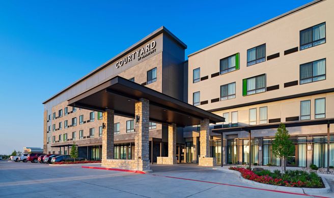 Courtyard Dallas Grand Prairie Exterior