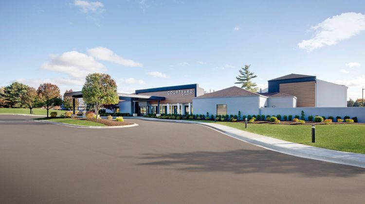Courtyard by Marriott Detroit Southfield Exterior