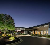 Courtyard by Marriott Detroit Southfield Exterior