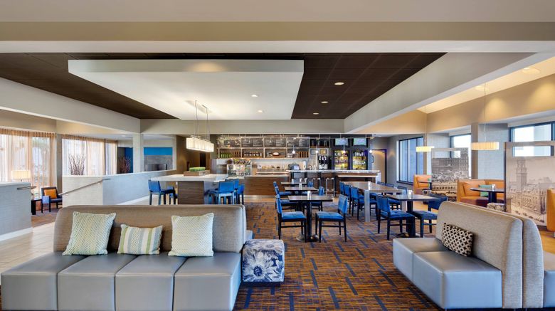<b>Courtyard by Marriott Detroit Southfield Lobby</b>. Images powered by <a href="https://www.leonardoworldwide.com/" title="Leonardo Worldwide" target="_blank">Leonardo</a>.