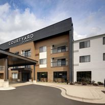 Courtyard Grand Rapids Airport