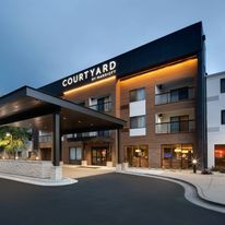 Courtyard Grand Rapids Airport
