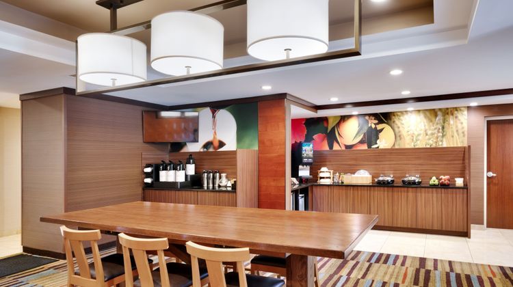 Fairfield Inn Lexington Park Restaurant