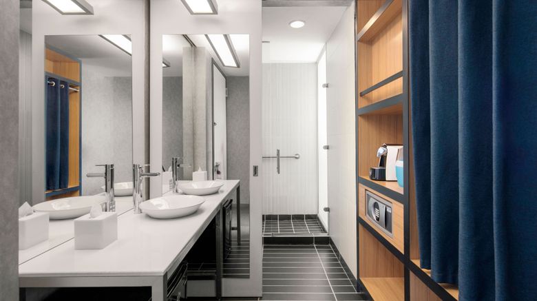 <b>aloft Bogota Airport Room</b>. Images powered by <a href="https://www.leonardoworldwide.com/" title="Leonardo Worldwide" target="_blank">Leonardo</a>.