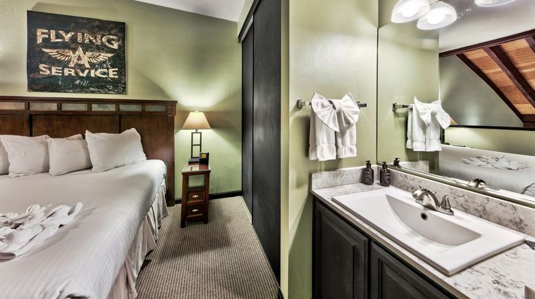 <b>Lakeland Village Resort at Heavenly Room</b>. Images powered by <a href="https://www.leonardoworldwide.com/" title="Leonardo Worldwide" target="_blank">Leonardo</a>.