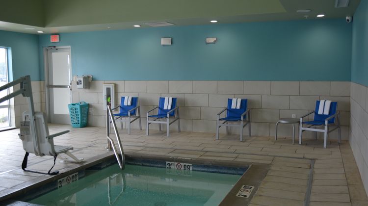 Holiday Inn Express & Suites Liberal Spa