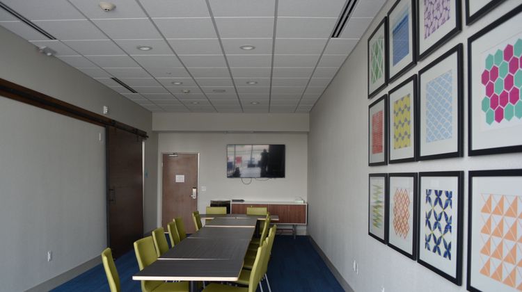 Holiday Inn Express & Suites Liberal Meeting