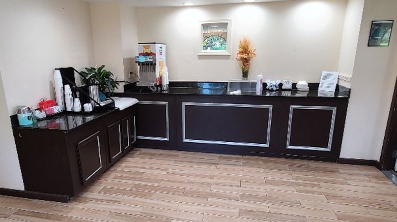 <b>Red Roof Inn & Suites Rome Restaurant</b>. Images powered by <a href="https://www.leonardoworldwide.com/" title="Leonardo Worldwide" target="_blank">Leonardo</a>.