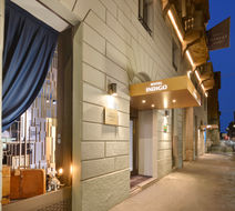 Hotel Indigo Milan Exterior