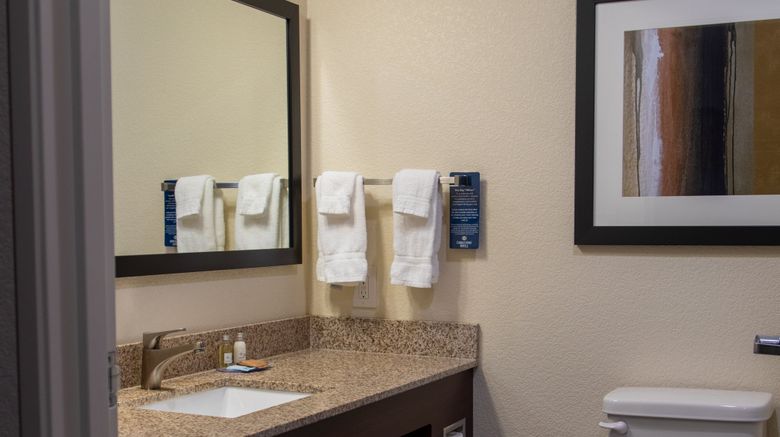 <b>Cobblestone Inn & Suites Room</b>. Images powered by <a href="https://www.leonardoworldwide.com/" title="Leonardo Worldwide" target="_blank">Leonardo</a>.