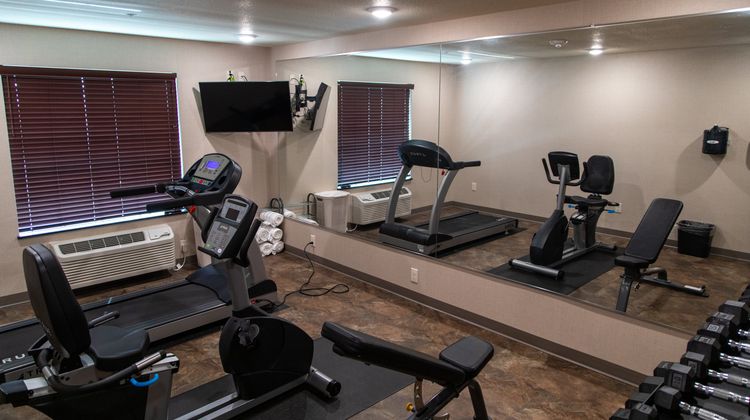 Cobblestone Inn & Suites Health Club