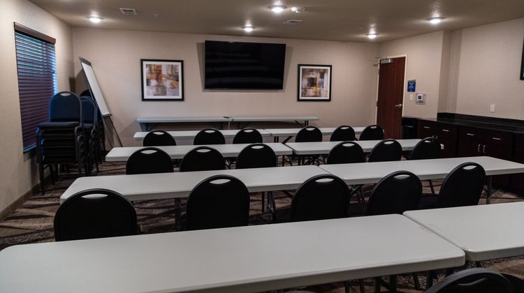 Cobblestone Inn & Suites Meeting