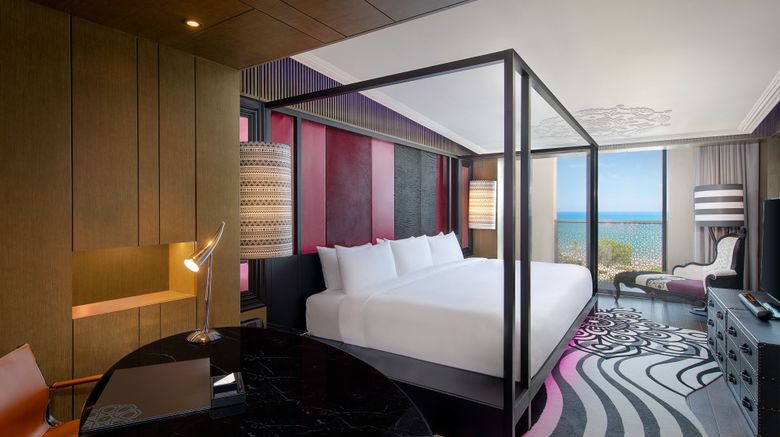 <b>W Muscat Suite</b>. Images powered by <a href="https://www.leonardoworldwide.com/" title="Leonardo Worldwide" target="_blank">Leonardo</a>.
