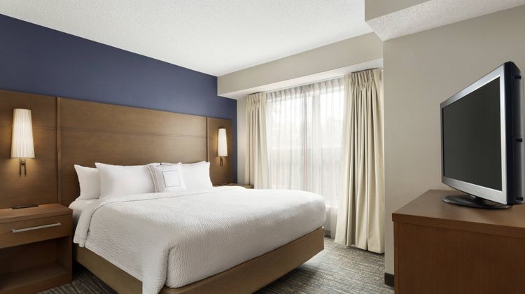 Residence Inn by Marriott Suite