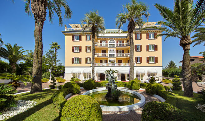 La Medusa Grand Hotel Exterior