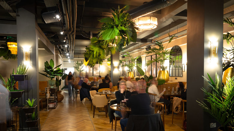 <b>The Gresham Aparthotel Restaurant</b>. Images powered by <a href="https://www.leonardoworldwide.com/" title="Leonardo Worldwide" target="_blank">Leonardo</a>.