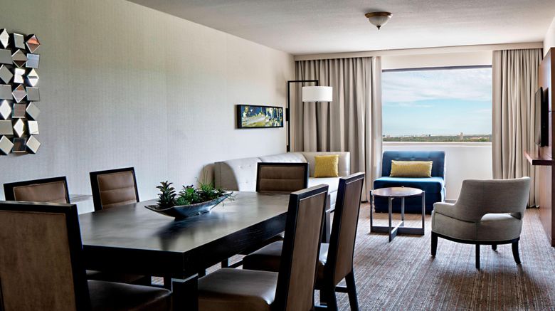 <b>San Antonio Marriott Northwest Suite</b>. Images powered by <a href="https://www.leonardoworldwide.com/" title="Leonardo Worldwide" target="_blank">Leonardo</a>.