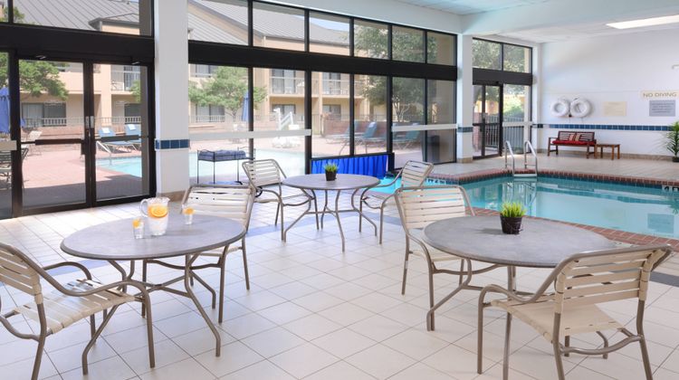 Courtyard by Marriott Dallas Las Colinas Pool