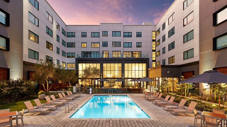 <b>Element Santa Clara Pool</b>. Images powered by <a href="https://www.leonardoworldwide.com/" title="Leonardo Worldwide" target="_blank">Leonardo</a>.