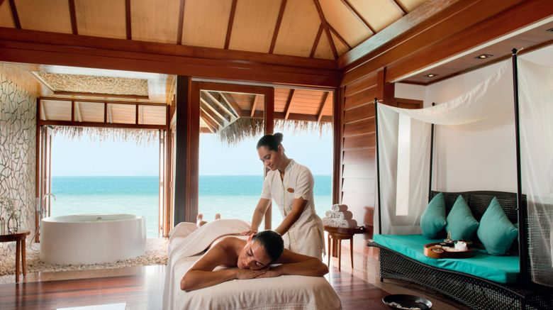 <b>Constance Halaveli Resort Maldives Spa</b>. Images powered by <a href="https://www.leonardoworldwide.com/" title="Leonardo Worldwide" target="_blank">Leonardo</a>.