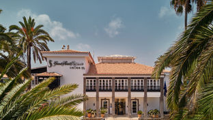 Seaside Grand Hotel Residencia